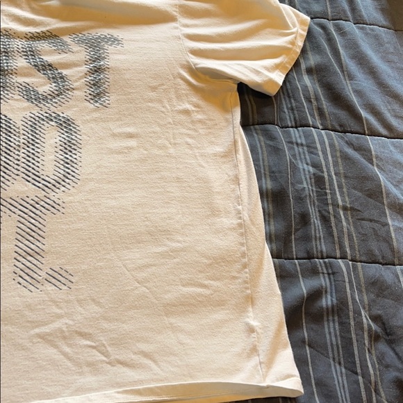 A Nike “Just Do It” shirt - Picture 4 of 5